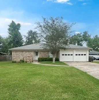 Unit for sale at 212 Dogwood Street, Lake Jackson, TX 77566