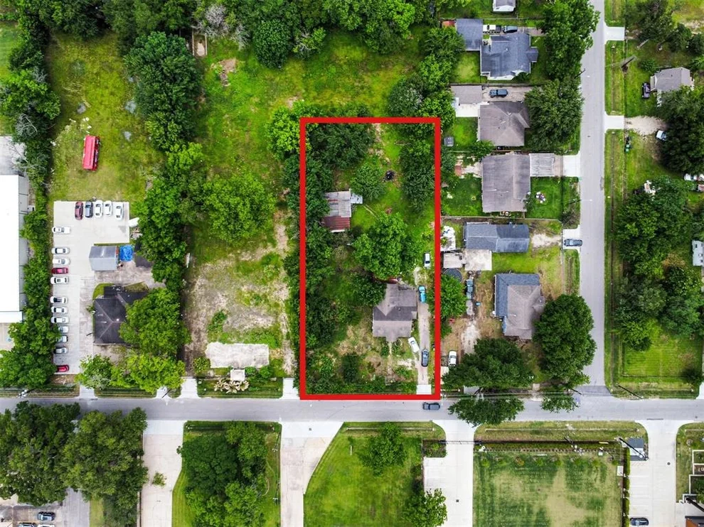 Unit for sale at 715 E Burress Street, Houston, TX 77022