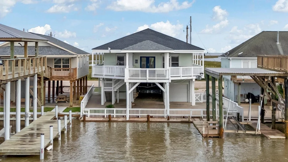 Unit for sale at 3582 Fm-2031, Matagorda, TX 77457