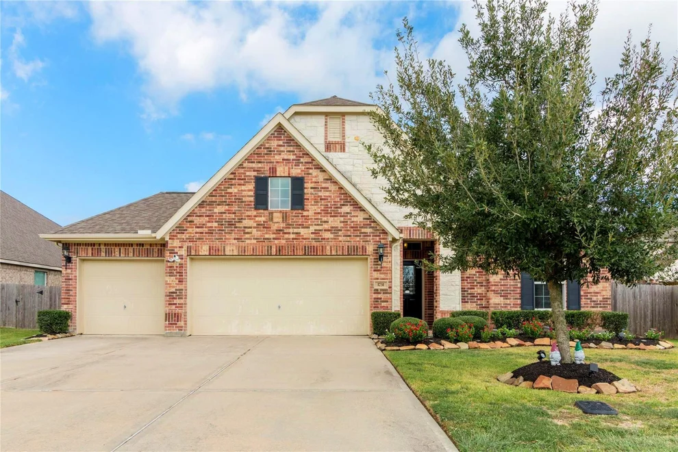 Unit for sale at 1731 Lake Raven Drive, Dickinson, TX 77539