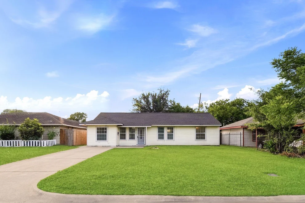 Unit for sale at 1310 Loper Street, Houston, TX 77017