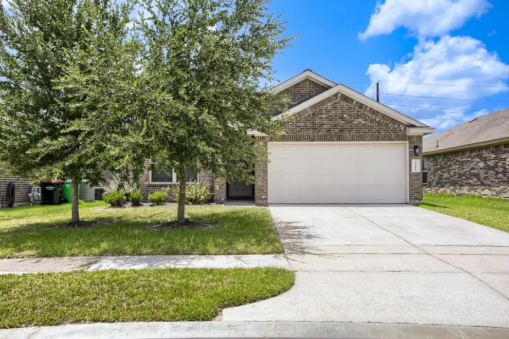 Unit for sale at 23411 Robbers Nest Drive, Spring, TX 77373