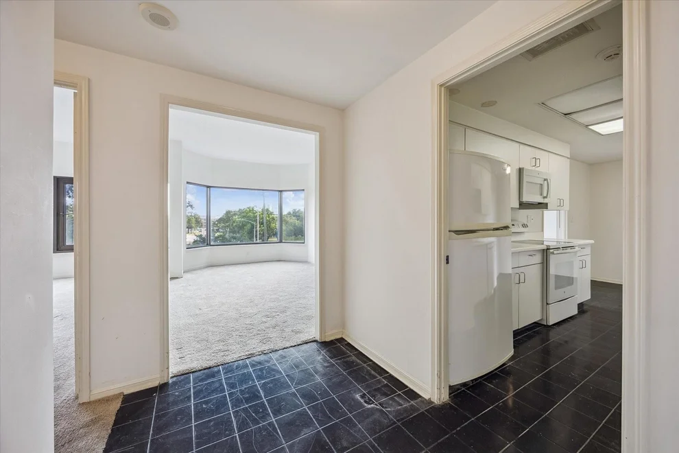 Unit for sale at 2001 Holcombe Boulevard, Houston, TX 77030