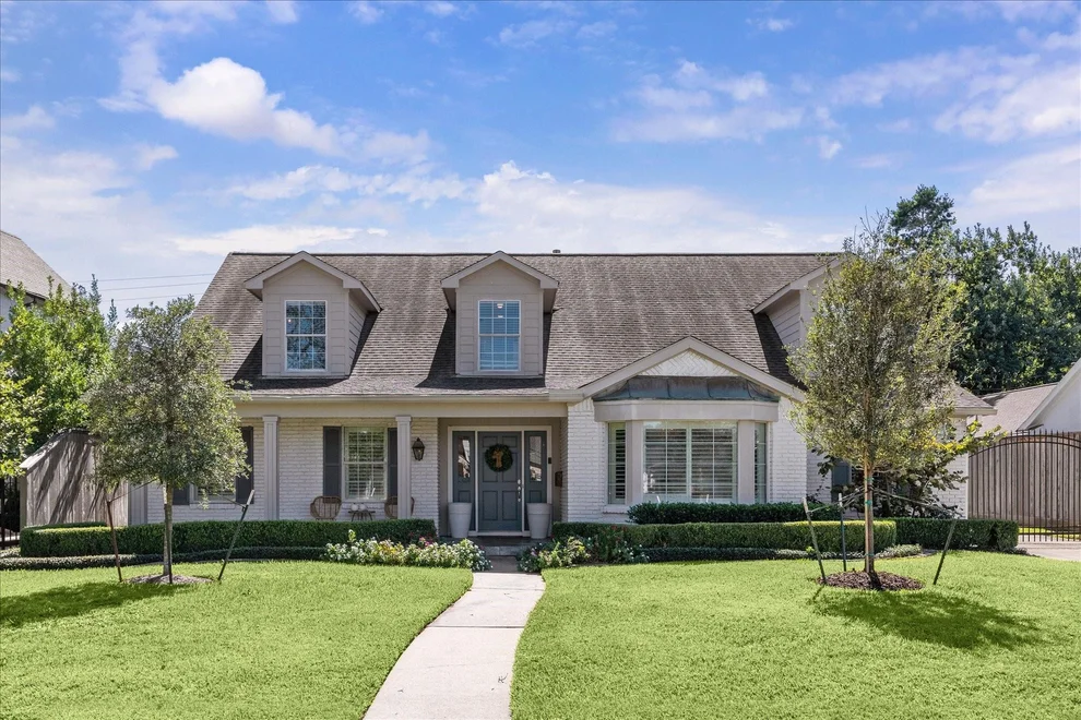 Unit for sale at 6151 Doliver Drive, Houston, TX 77057