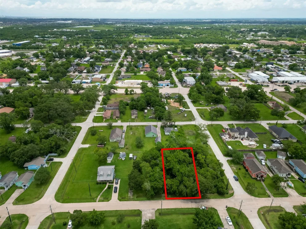 Unit for sale at 000 Avenue G, Dickinson, TX 77539