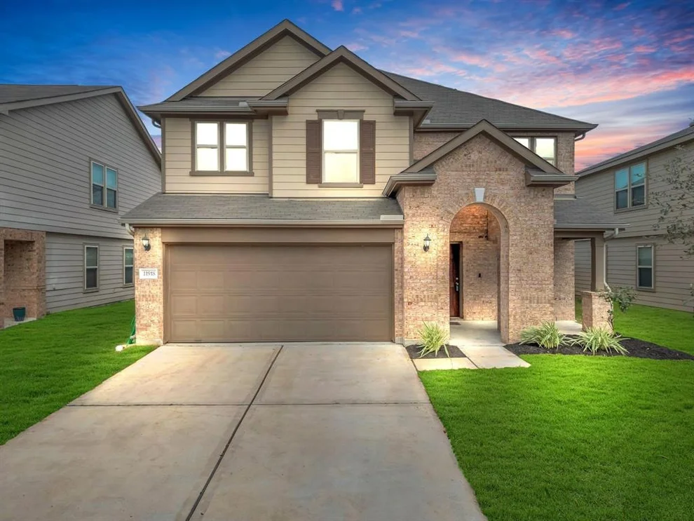 Unit for sale at 11918 Sabine Woods Trail, Houston, TX 77038
