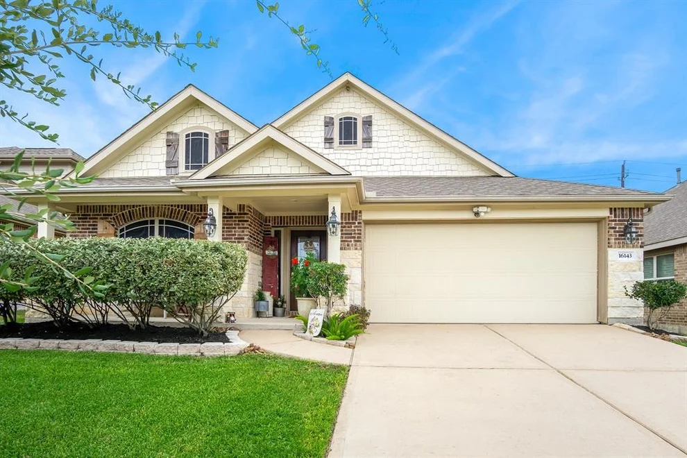 Unit for sale at 16143 Fairway Creek Circle, Crosby, TX 77532