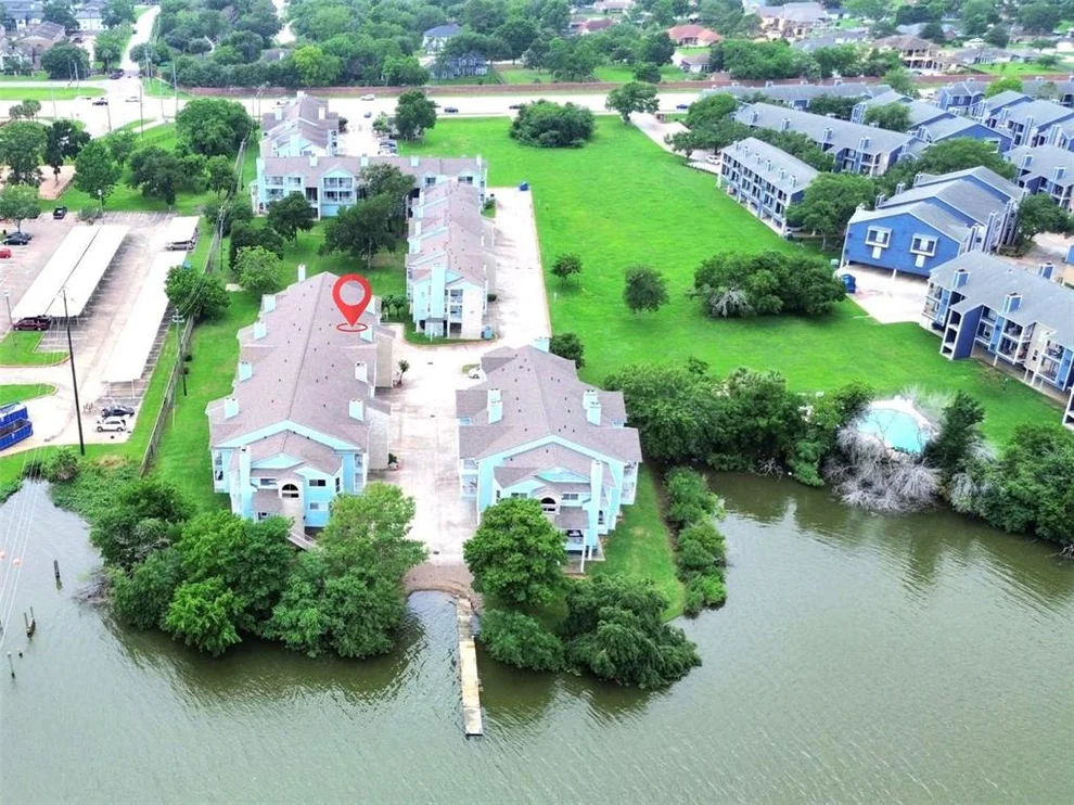 Unit for sale at 18617 Egret Bay Boulevard, Webster, TX 77058