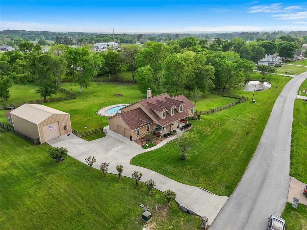 Unit for sale at 22101 Stone Creek Lane, Montgomery, TX 77316