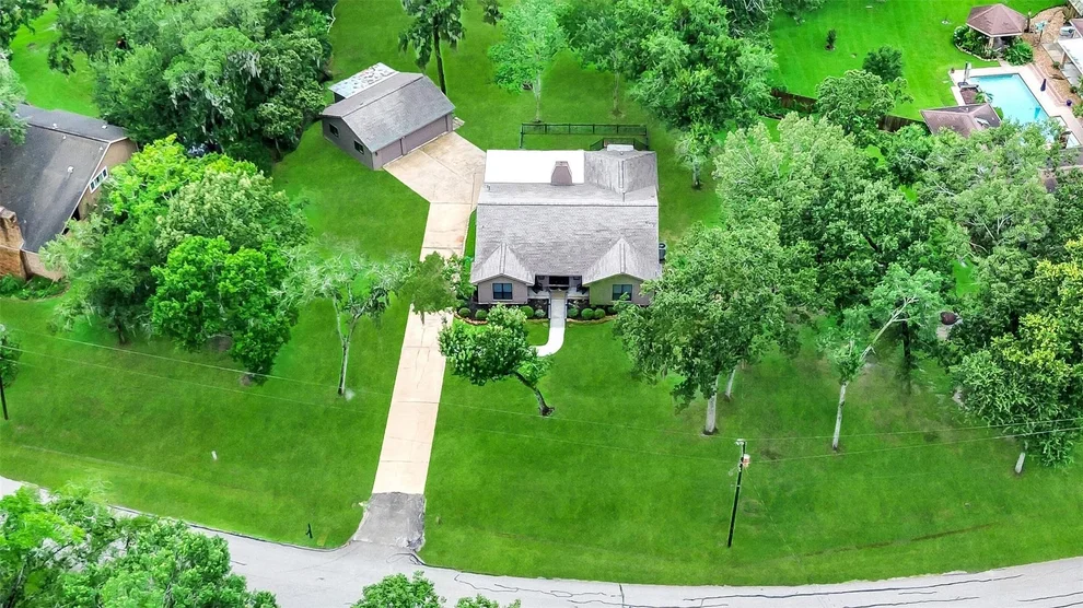 Unit for sale at 1107 Myrtlewood Drive, Friendswood, TX 77546
