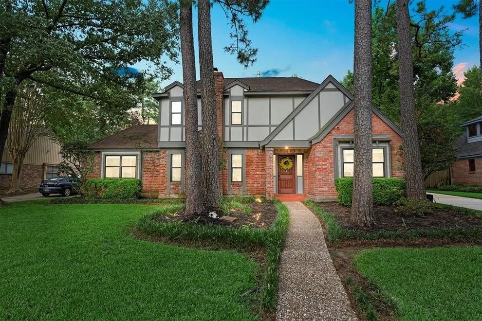 Unit for sale at 3610 Oak Gardens Drive, Kingwood, TX 77339