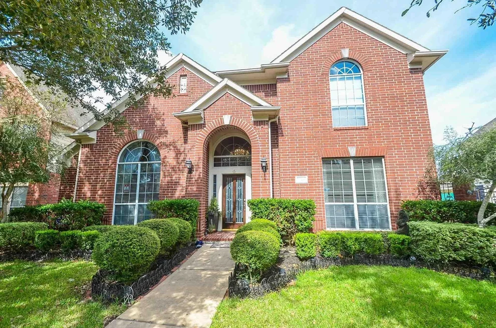 Unit for sale at 12306 S Shadow Cove Dr, Houston, TX 77082