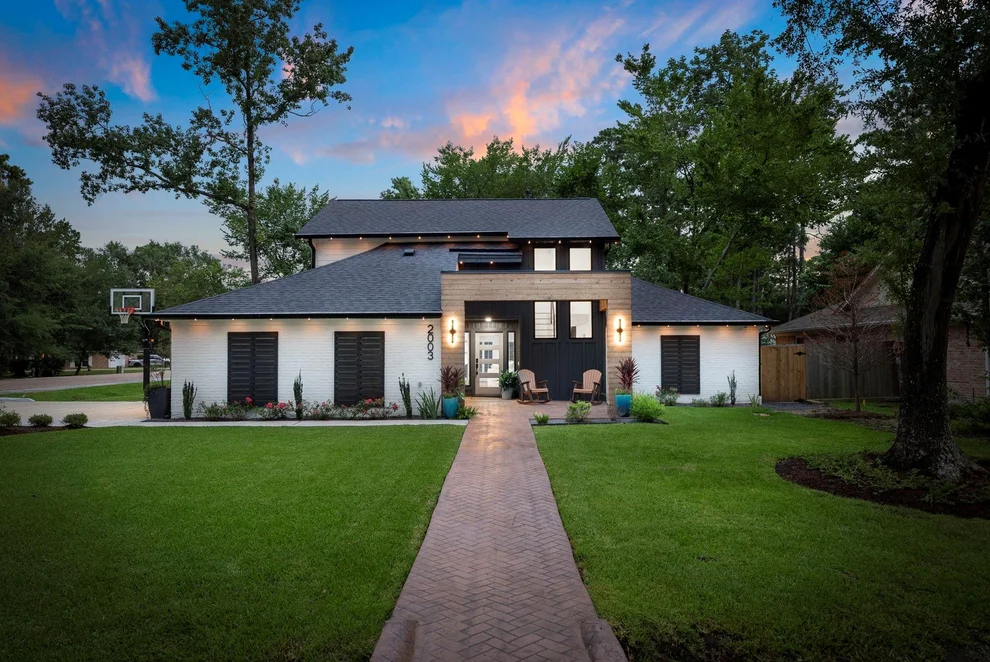 Unit for sale at 2003 Longstraw Place, The Woodlands, TX 77380