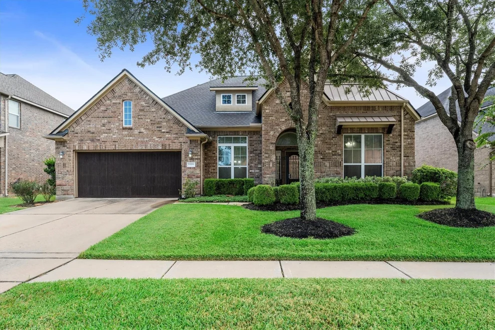 Unit for sale at 18006 Norwood Oaks Drive, Spring, TX 77379