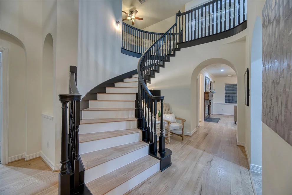 Unit for sale at 911 Chisel Point Drive, Houston, TX 77094