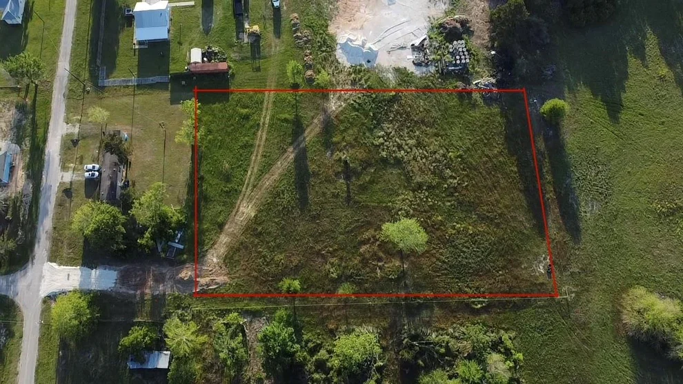 Unit for sale at 48 Saint Marys Street, Hempstead, TX 77445
