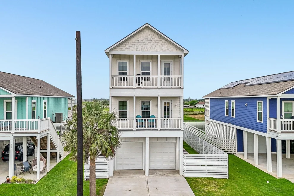 Unit for sale at 2435 103rd Street, Galveston, TX 77554