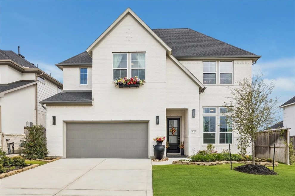 Unit for sale at 9110 Farr Landing Trail, Tomball, TX 77375