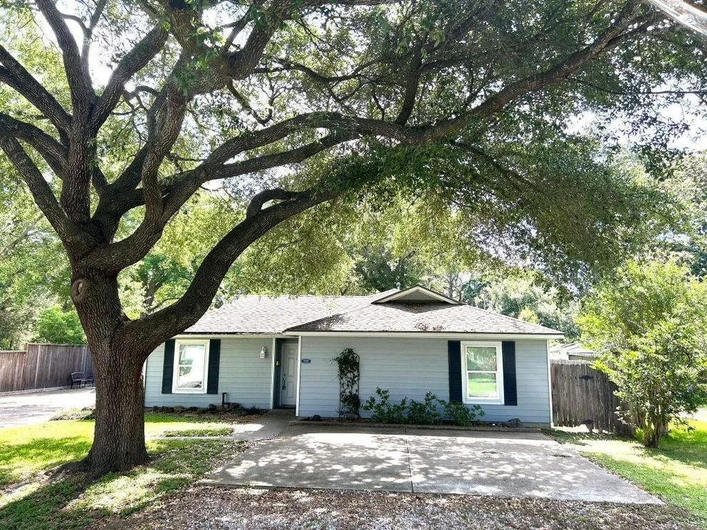 Unit for sale at 2222 Avenue A, Katy, TX 77493