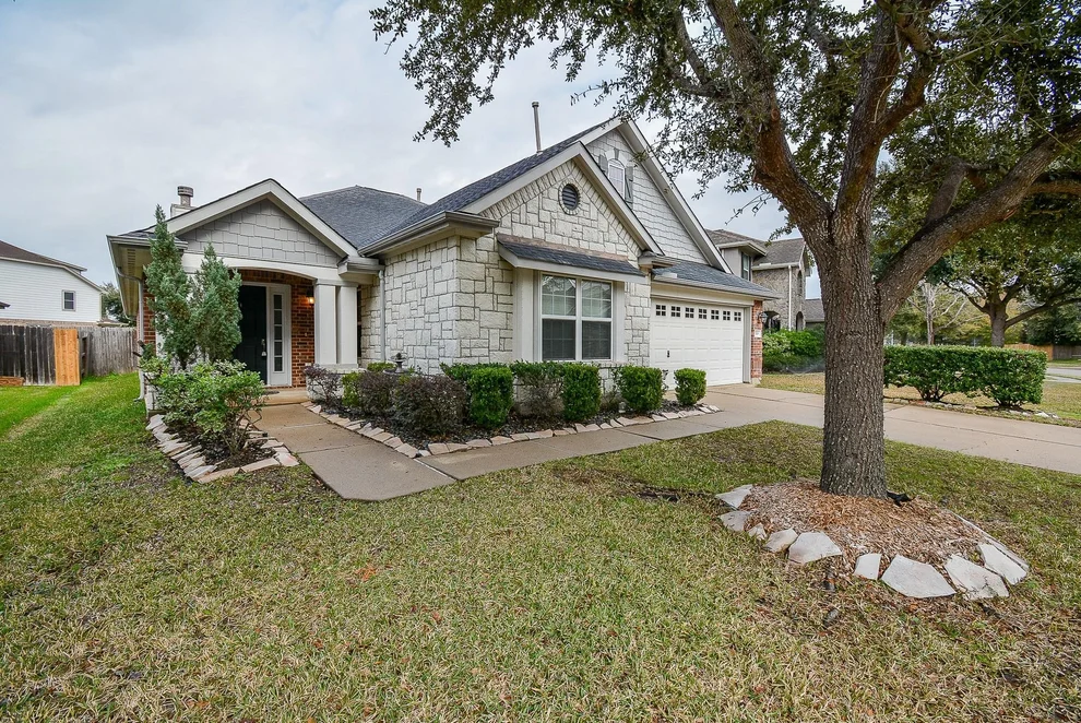 Unit for sale at 7519 Muley Lane, Cypress, TX 77433