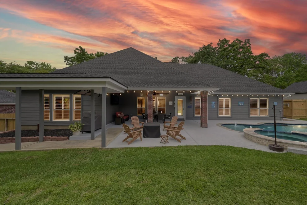Unit for sale at 13422 Hidden Valley Drive, Montgomery, TX 77356