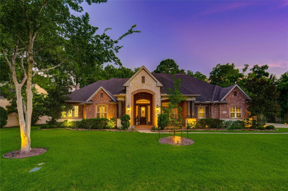 Unit for sale at 14125 Cardinal Lane, Houston, TX 77079