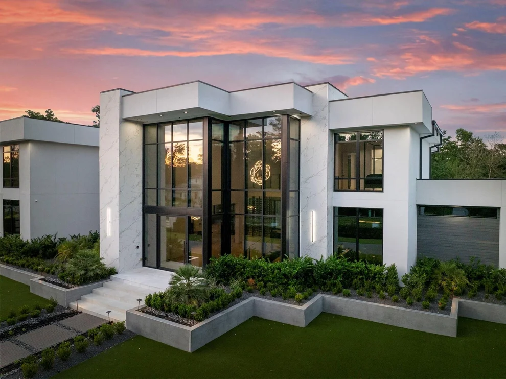 Unit for sale at 62 Hallbrook Way, The Woodlands, TX 77389