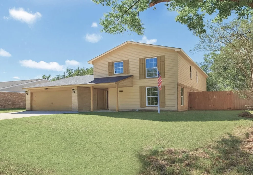 Unit for sale at 8011 Goldengrove Drive, Spring, TX 77379
