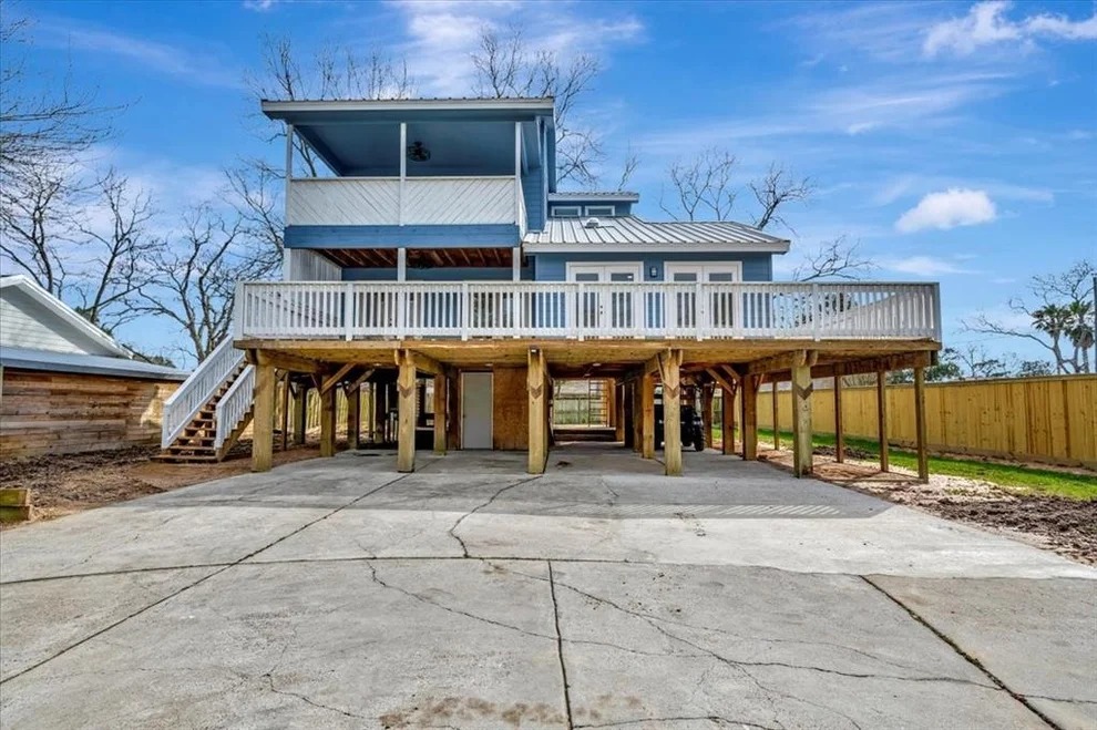 Unit for sale at 2109 Sequoia Street, Kemah, TX 77565