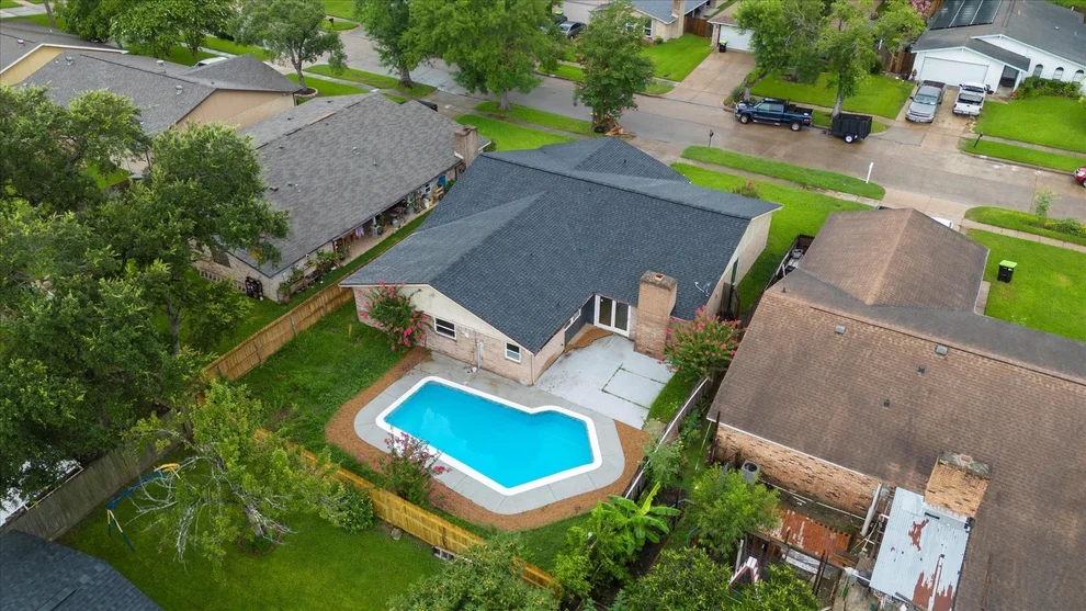 Unit for sale at 15507 Sierra Valle Drive, Houston, TX 77083