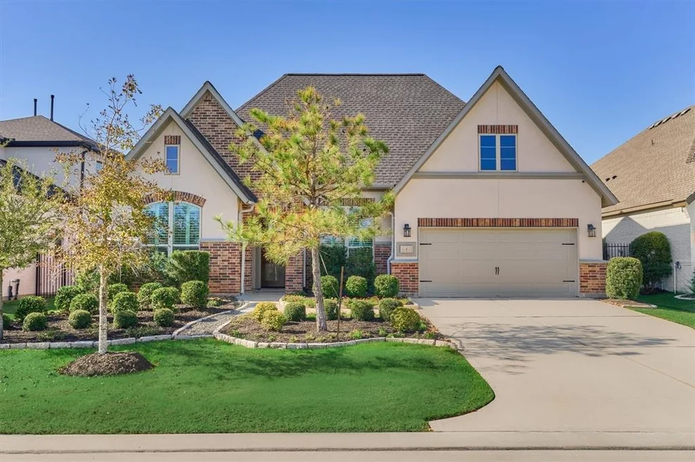 Unit for sale at 8 Snowdrop Lily Drive, Tomball, TX 77375