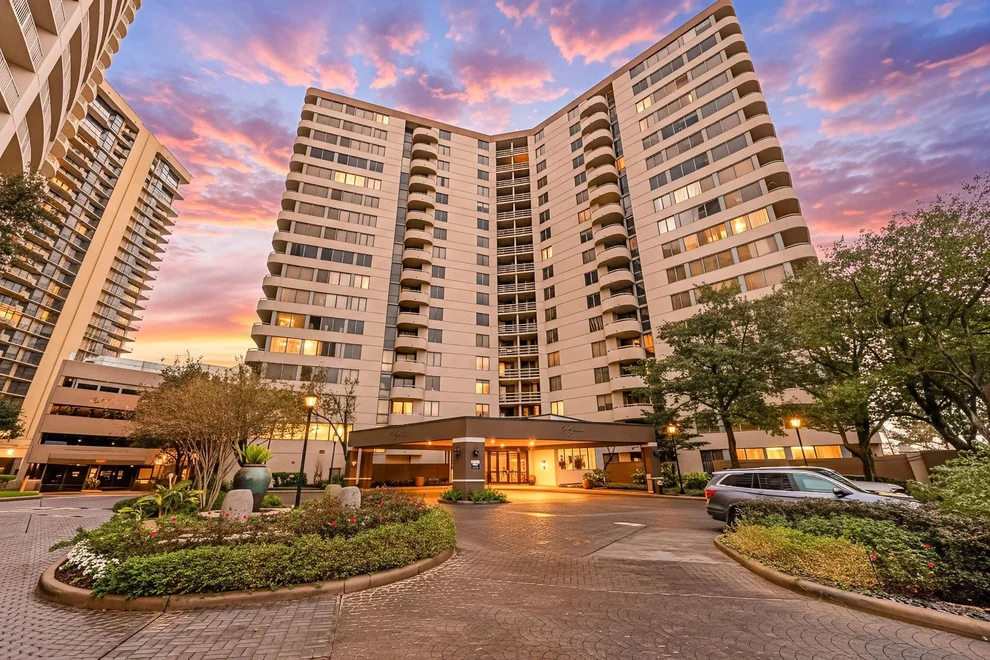 Unit for sale at 3525 Sage Road, Houston, TX 77056