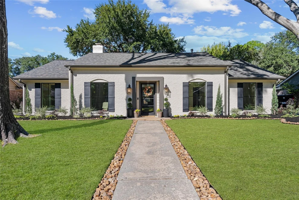 Unit for sale at 12510 Deep Spring Lane, Houston, TX 77077