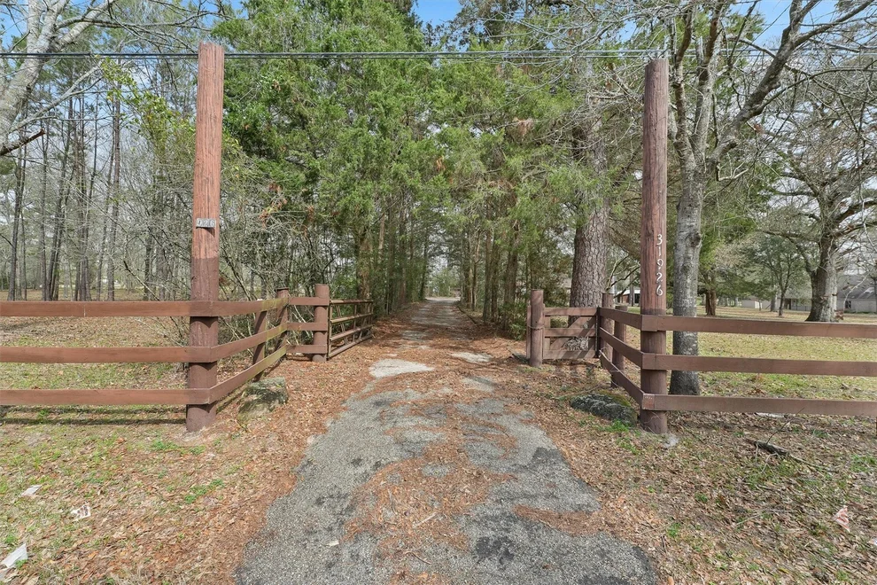 Unit for sale at 31926 Dobbin Huffsmith Road, Magnolia, TX 77354