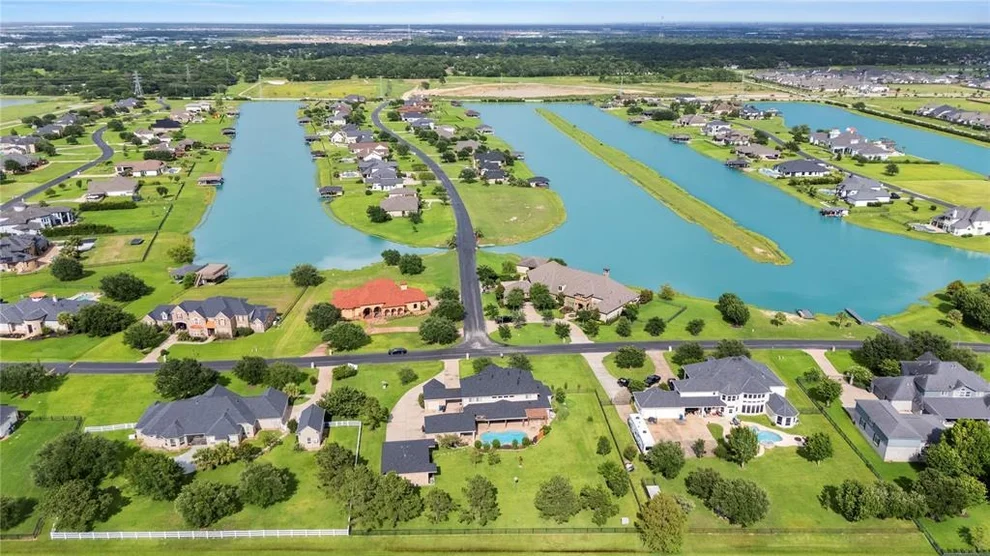 Unit for sale at 3211 Lakes Of Katy Lane, Katy, TX 77493