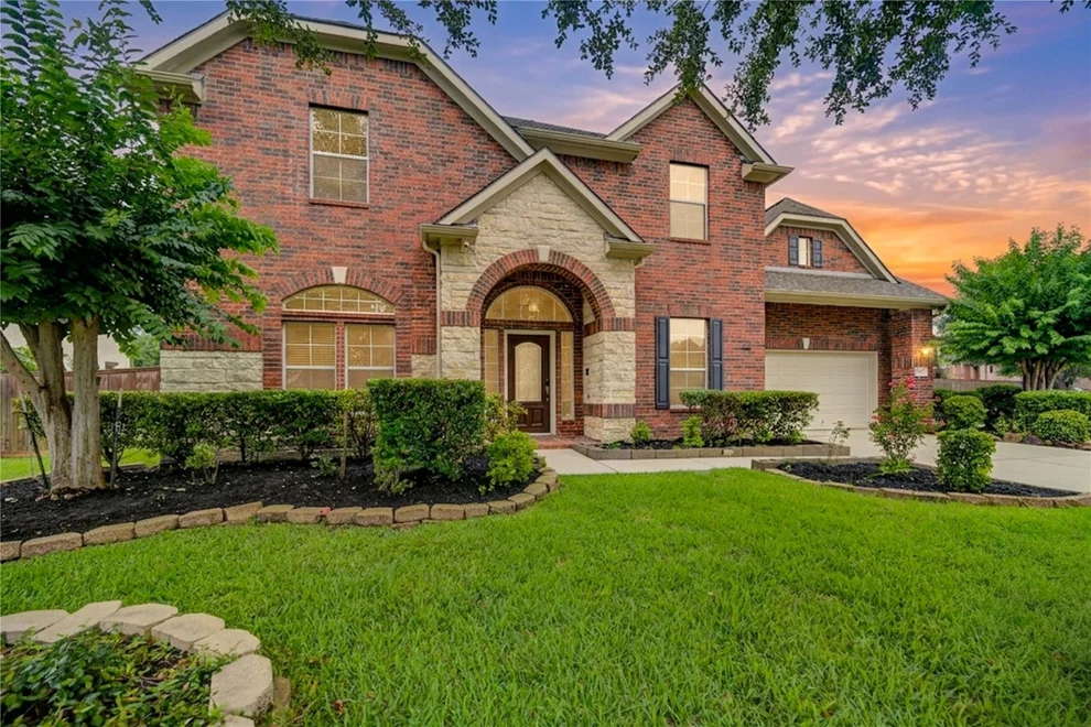 Unit for sale at 8402 Port Branch Drive, Richmond, TX 77406
