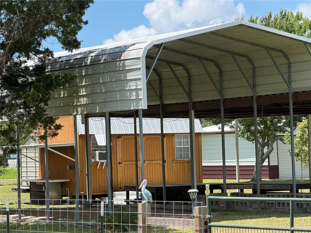 Unit for sale at 194 Meadowlark S, Palacios, TX 77465
