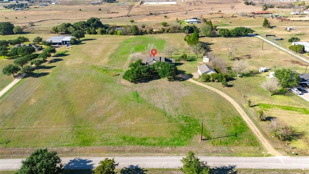 Unit for sale at 1075 Harrisburg Road, Brenham, TX 77833