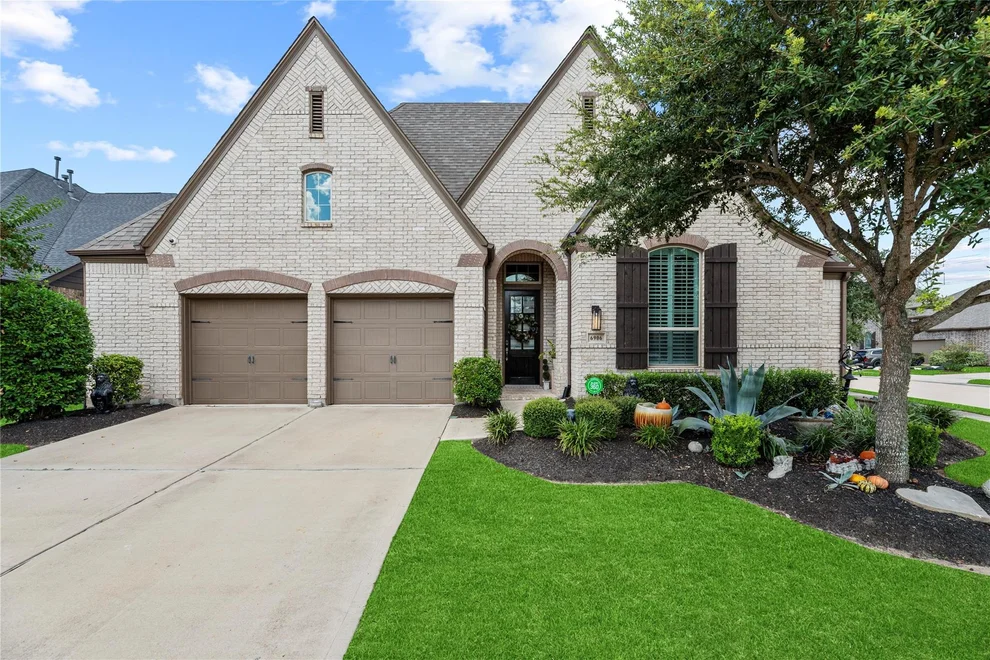 Unit for sale at 6906 Thomas Trail, Katy, TX 77493