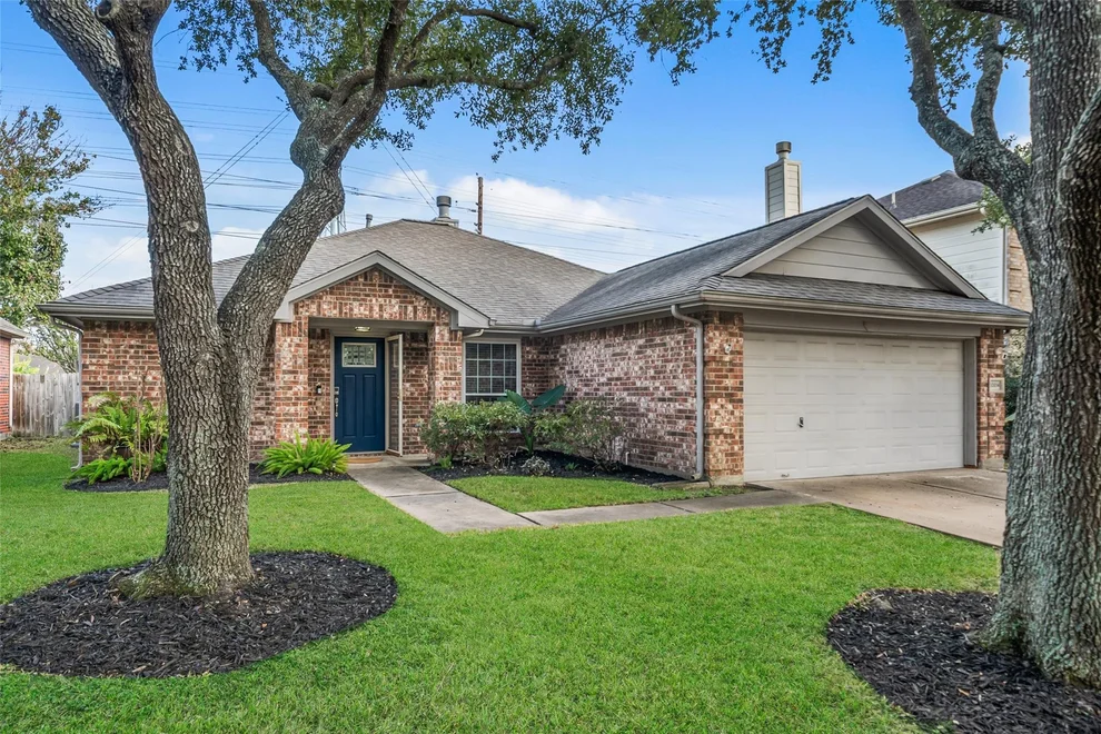 Unit for sale at 10814 Desert Springs Circle, Houston, TX 77095