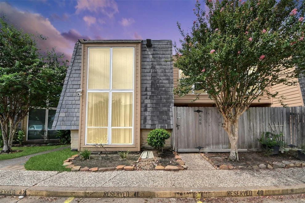 Unit for sale at 16120 Stuebner Airline Road, Spring, TX 77379