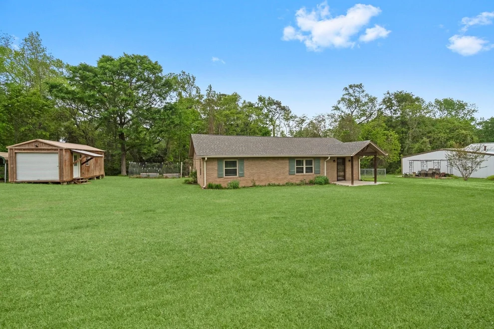 Unit for sale at 139 Florence Drive, Onalaska, TX 77360