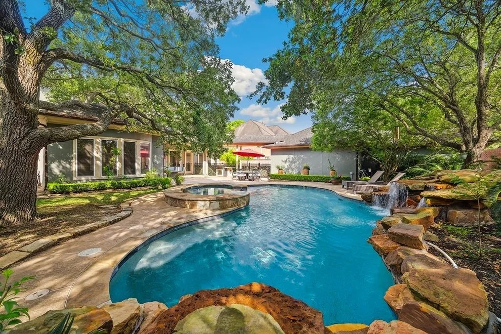 Unit for sale at 11623 Gallant Ridge Lane, Houston, TX 77082