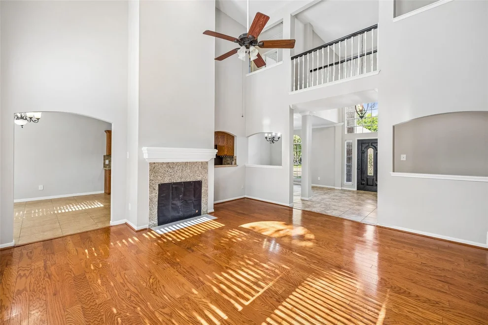 Unit for sale at 4031 Mission Valley Drive, Missouri City, TX 77459