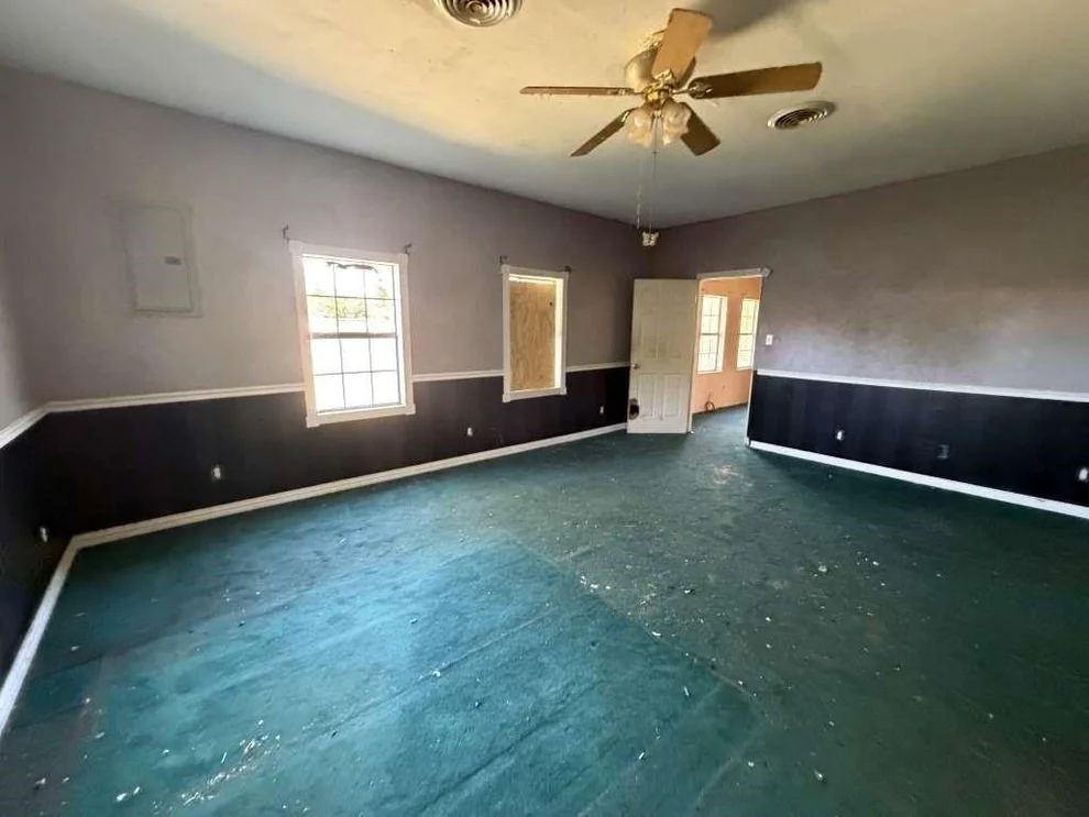 Unit for sale at 1404 Park Avenue, Panhandle, TX 79068