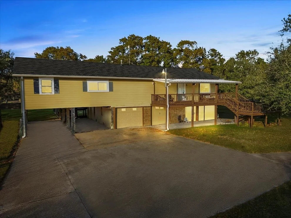 Unit for sale at 603 Shady Glen Drive, Anahuac, TX 77514