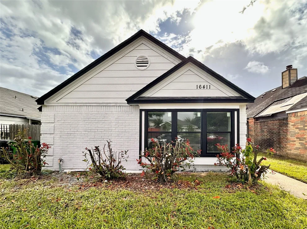 Unit for sale at 16411 Gold Ridge Lane, Houston, TX 77053