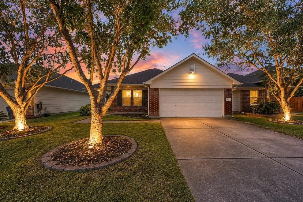 Unit for sale at 8011 Ginger Park Drive, Baytown, TX 77521