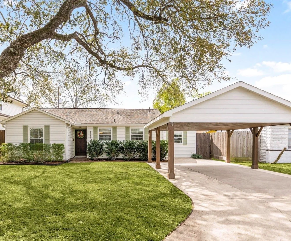 Unit for sale at 1815 Chantilly Lane, Houston, TX 77018