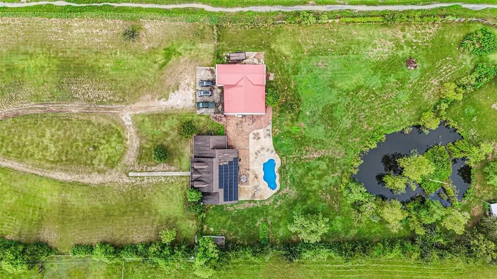Unit for sale at 5189 Wickwillow Lane, Alvin, TX 77511